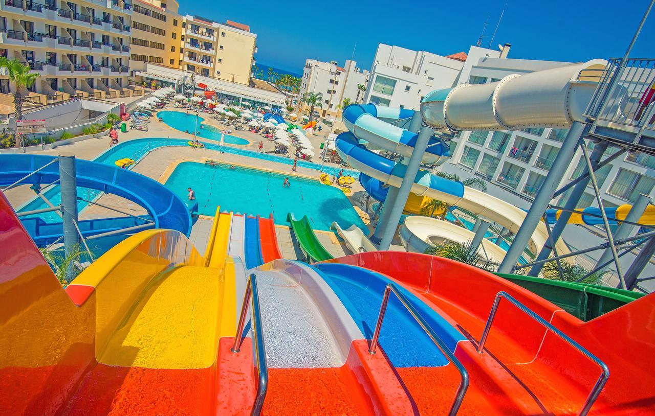Anastasia Splash Residences Hotel de apartamente 4*